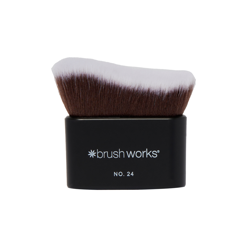 Brushworks No. 24 Blending Face & Body Brush