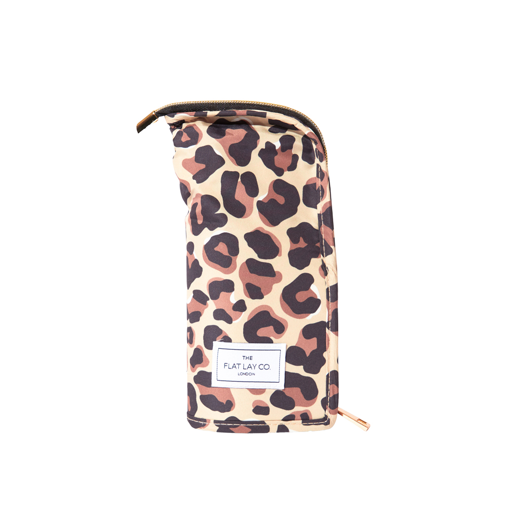 Standing Brush Case in Leopard Print