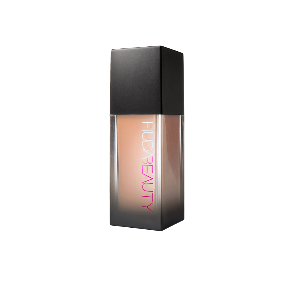 Huda Beauty #FauxFilter Luminous Matte Foundation 245B Peaches N Cream