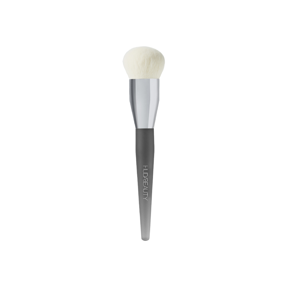 Huda Beauty Easy Blur Base Brush
