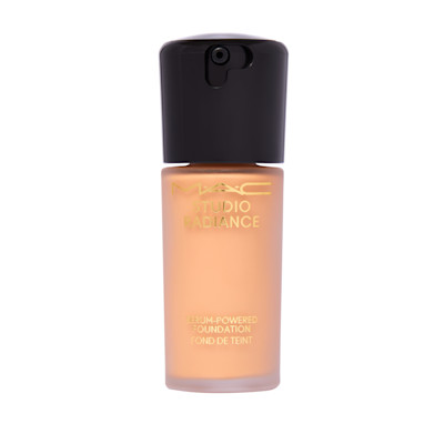 MAC Cosmetics Studio Radiance Serum Powered Foundation NW15