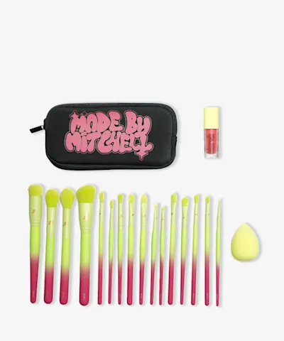 Made By Mitchell - 16 Piece Ombre Brush Set With Blursh & Blender