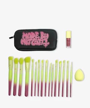 madebymitchell 16 Piece Ombre Brush Set With Blursh & Blender