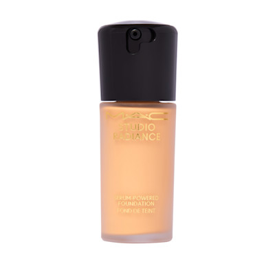 MAC Cosmetics Studio Radiance Serum Powered Foundation NC20