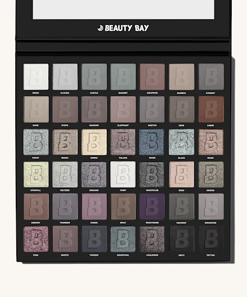BY BEAUTY BAY Smoky 42 Colour Palette