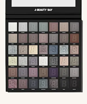 By BEAUTY BAY Smoky 42 Colour Palette