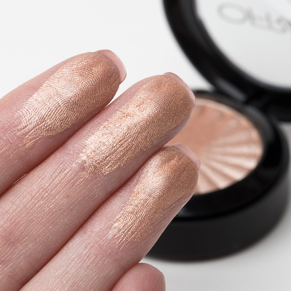 Ofra Highlighter Mini Blissful 4g at BEAUTY BAY