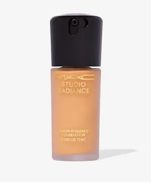 maccosmetics Studio Radiance Serum Powered Foundation