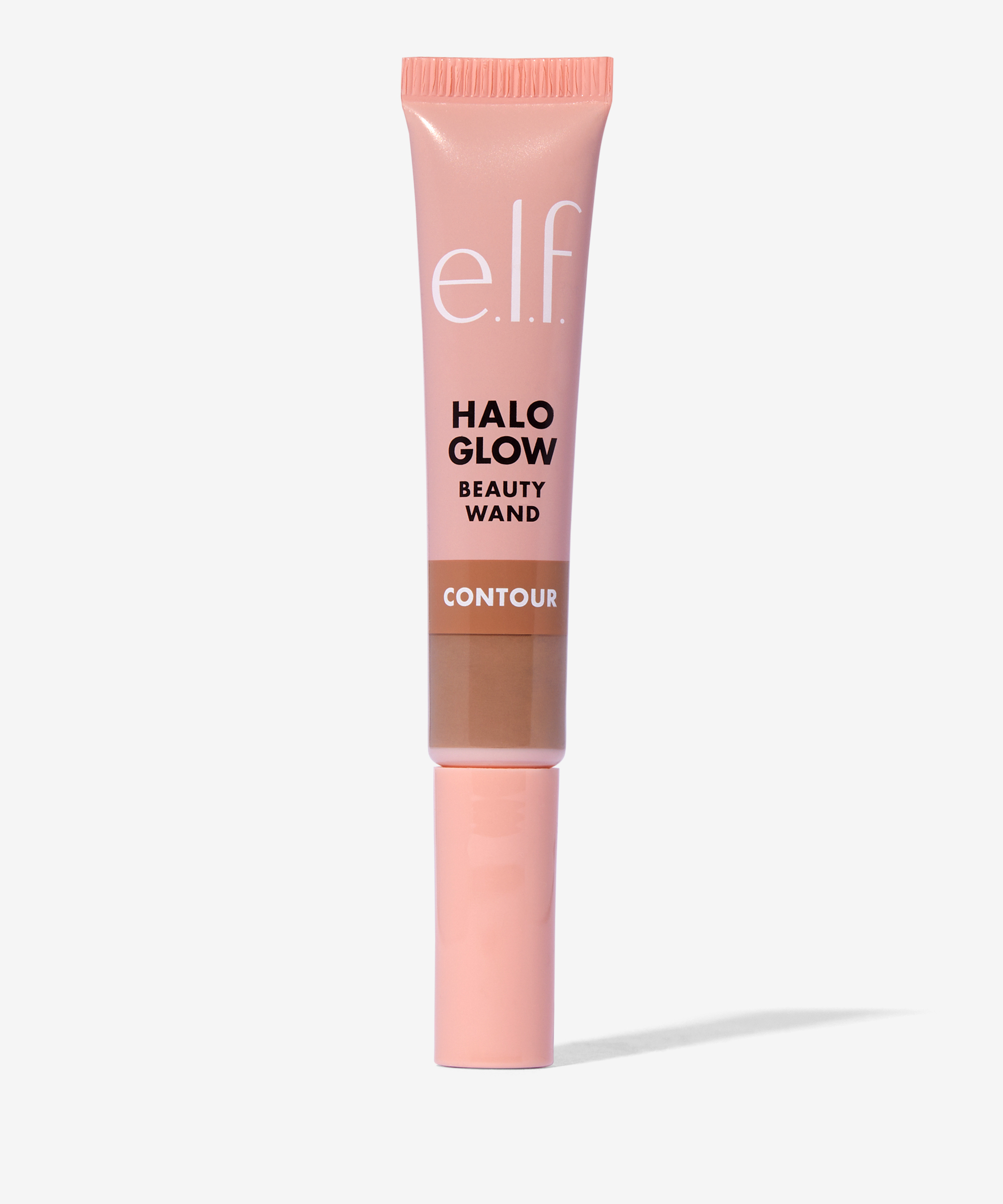 Le surligneur et les baguettes de contour les plus légers ELF Halo Glow  sont échantillonnés et estompés sur une peau froide avec des nuances roses.  Nuances campagne champagne et clair/clair : r/PaleMUA