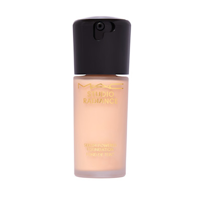 MAC Cosmetics Studio Radiance Serum Powered Foundation NW11
