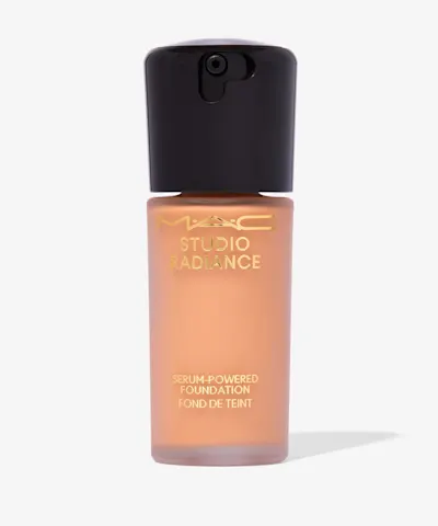 MAC Cosmetics - Studio Radiance Serum Powered Foundation