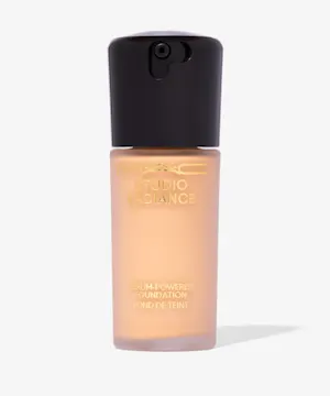 maccosmetics Studio Radiance Serum Powered Foundation