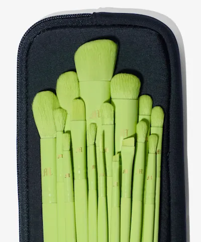 Made By Mitchell - 16 Piece Brush Set & Brush Pouch