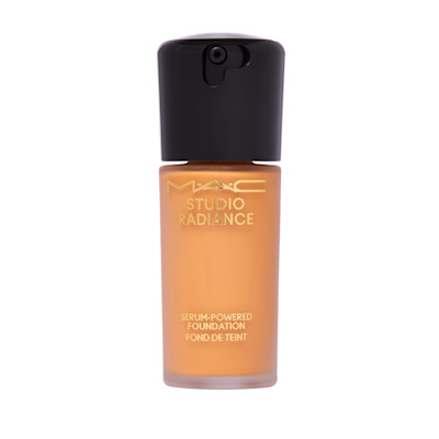 MAC Cosmetics Studio Radiance Serum Powered Foundation NC40
