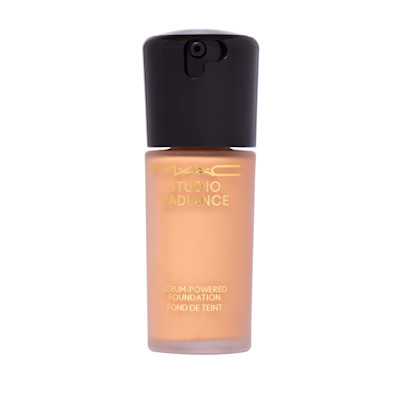 MAC Cosmetics Studio Radiance Serum Powered Foundation NW18
