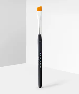 Anastasia Beverly Hills 15 Angled Cut Brow Brush