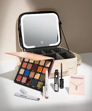 BEAUTY BAY Limited Edition Bohomoon x BEAUTY BAY Gold Set