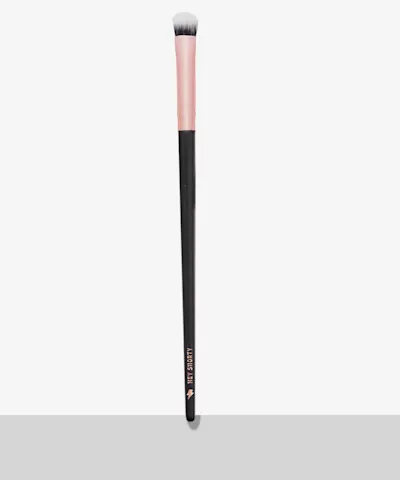 By BEAUTY BAY - Rose Gold Glam Hey Shorty Shadow Brush