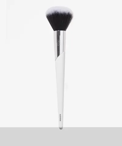 By BEAUTY BAY - Powder Brush BB101