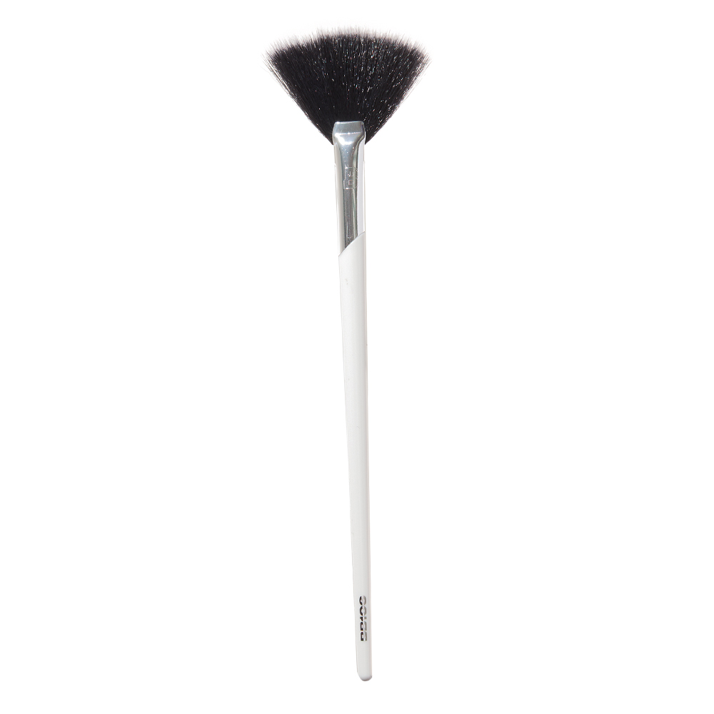 Highlighter Fan Brush BB106