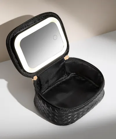 By BEAUTY BAY - LED Mirror Mini Travel Beauty Bag