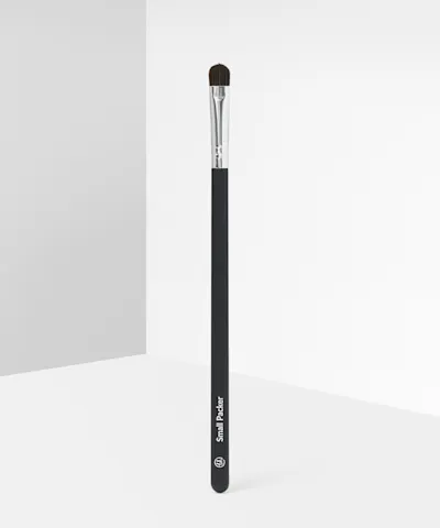 BH Cosmetics - Small Packer Brush