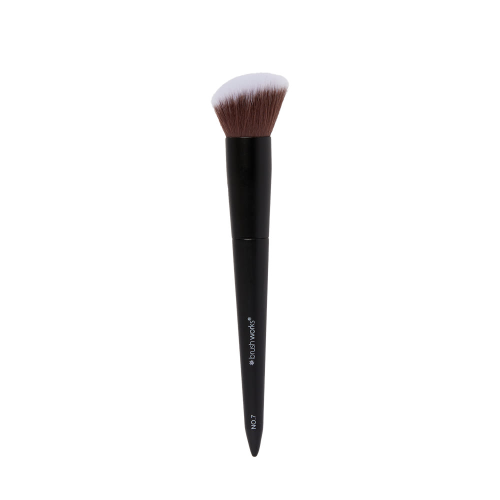 Brushworks No.7 Angled Blush Brush