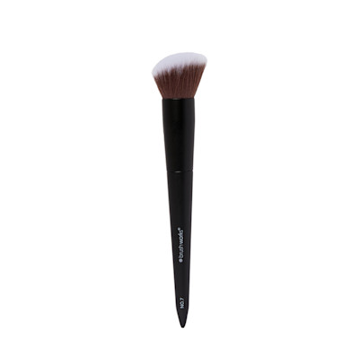 Brushworks No.7 Angled Blush Brush
