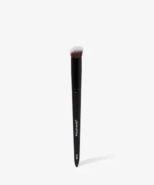 Brushworks No.8 Precise Angled Concealer Buffing Brush