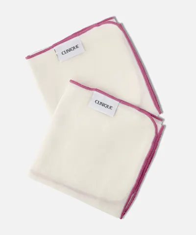 Clinique - Take The Day Off™ Cleansing Cloth