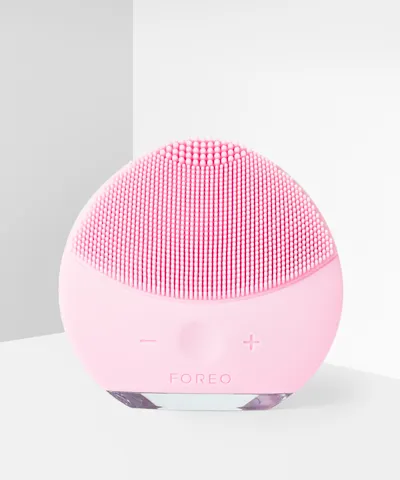 Foreo - LUNA™ Mini 2 Plus Facial Cleansing Brush & Anti-Aging Massager