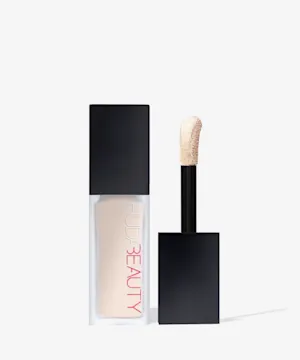 hudabeauty #FauxFilter Luminous Matte Concealer