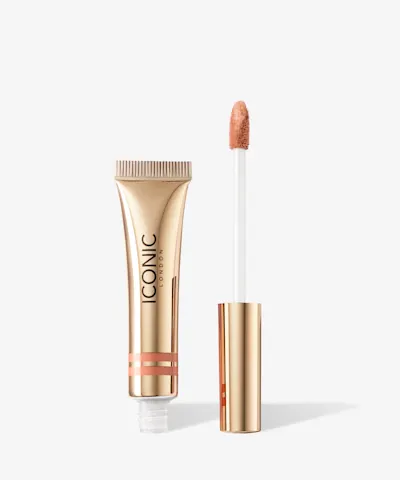 ICONIC London - Cloud Kiss Matte Lip Mousse