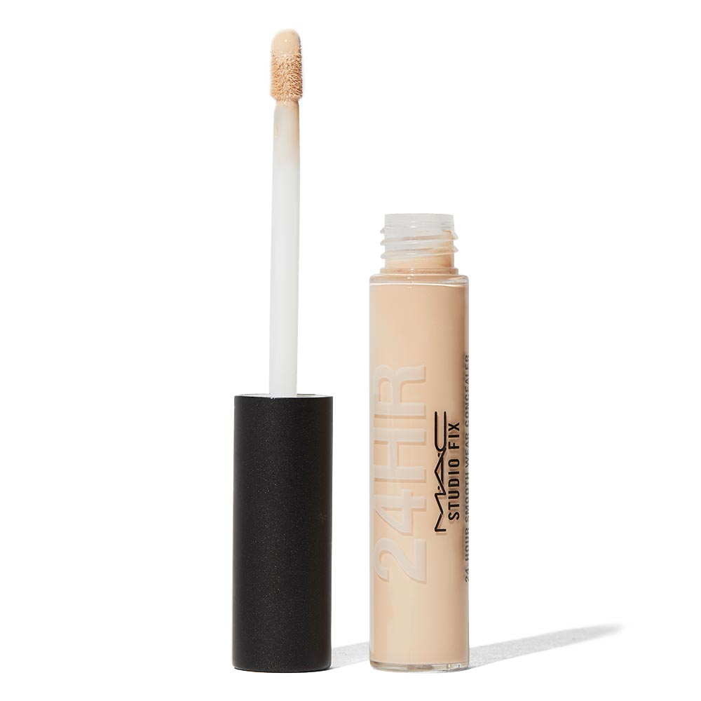 Studio Fix 24Hour Smooth Wear Concealer NW22