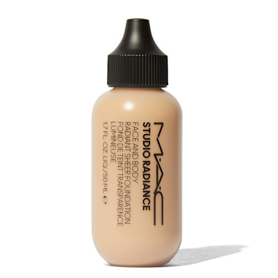 MAC Cosmetics Studio Radiance Face And Body Radiant Sheer Foundation C4