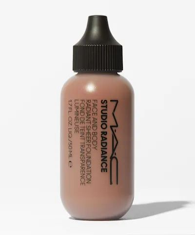 MAC Cosmetics - Studio Radiance Face And Body Radiant Sheer Foundation