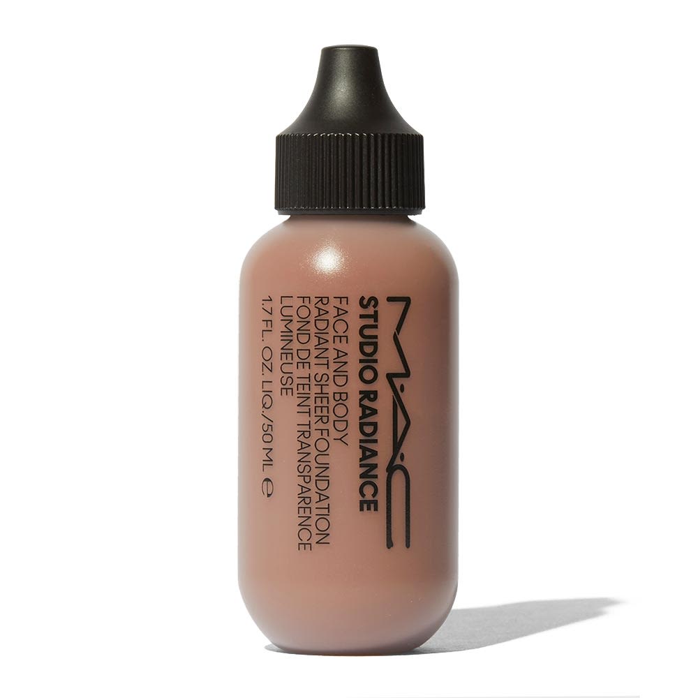 MAC Cosmetics Studio Radiance Face And Body Radiant Sheer Foundation W6