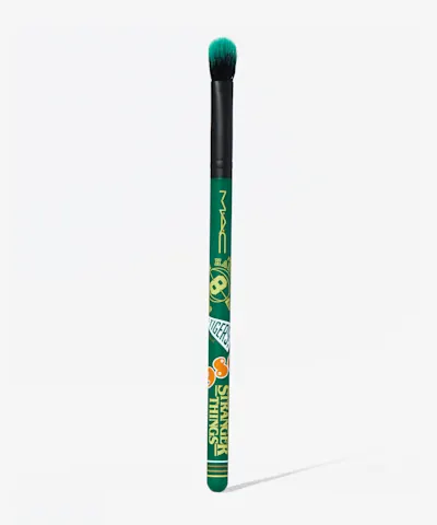 MAC Cosmetics - 217S Blending Brush / MAC x Stranger Things