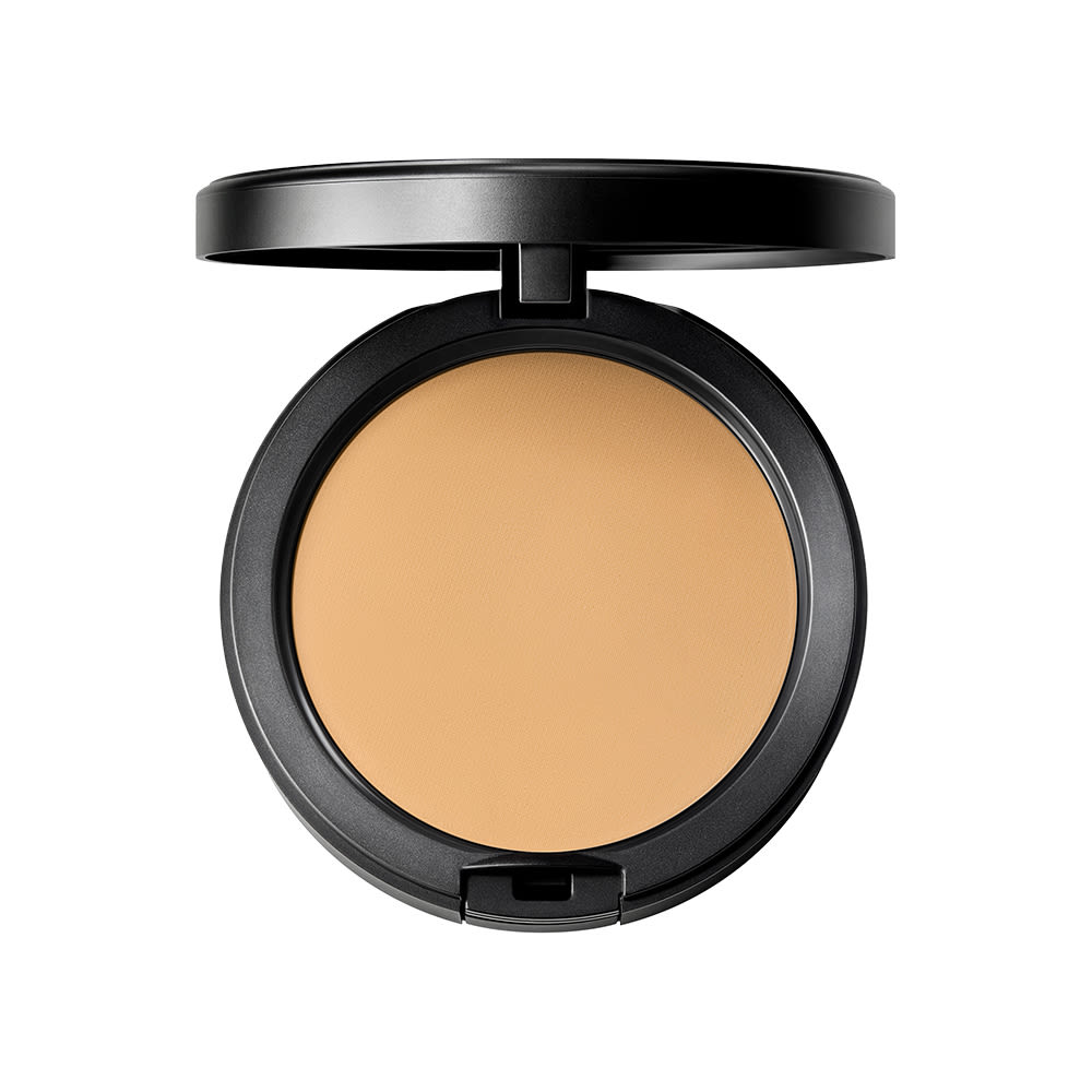 MAC Cosmetics Studio Fix Powder Plus Foundation NC18