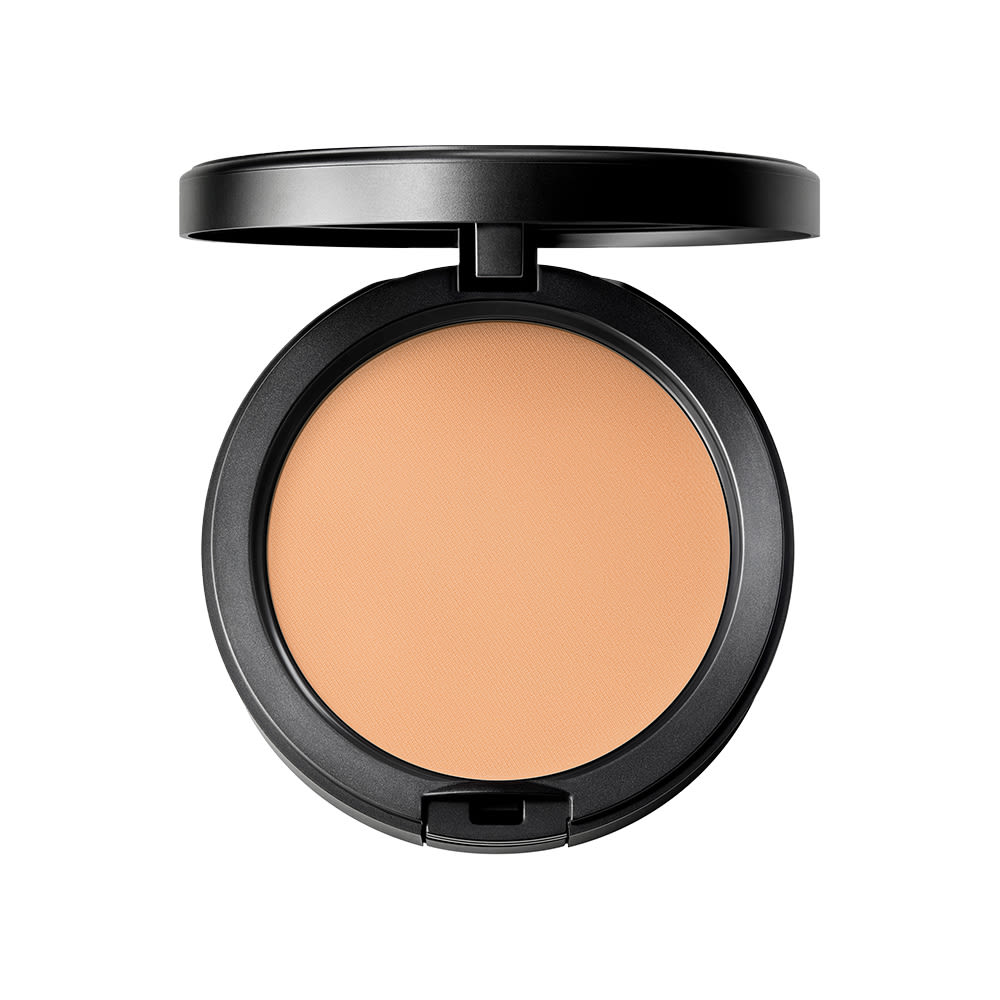 MAC Cosmetics Studio Fix Powder Plus Foundation NW20