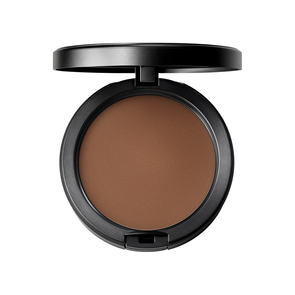 MAC Cosmetics Studio Fix Powder Plus Foundation NC63