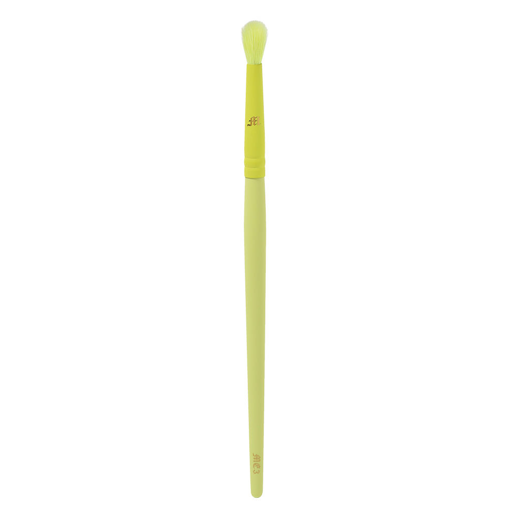 Made By Mitchell ME3 Eye Brush – Tapered Tickler