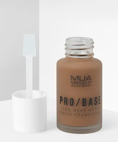 MUA Makeup Academy - PRO / BASE Long Wear Matte Finish Foundation