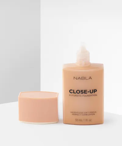 NABLA - Close Up Futuristic Foundation
