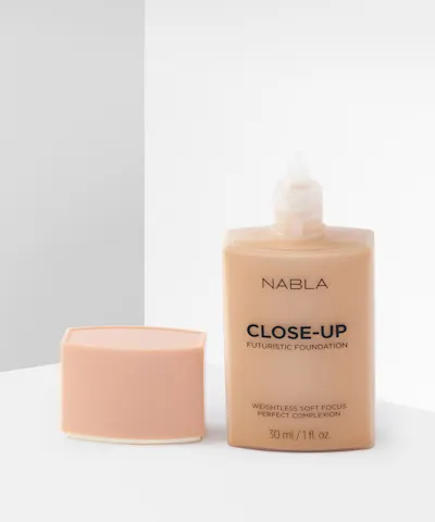 NABLA - Close Up Futuristic Foundation