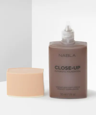 NABLA - Close Up Futuristic Foundation
