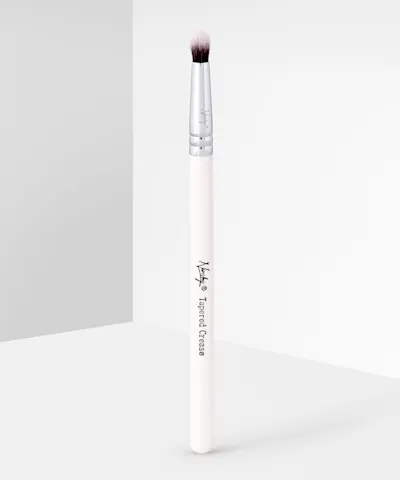 Nanshy - Tapered Crease Brush 