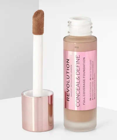 Makeup Revolution - Conceal & Define Foundation