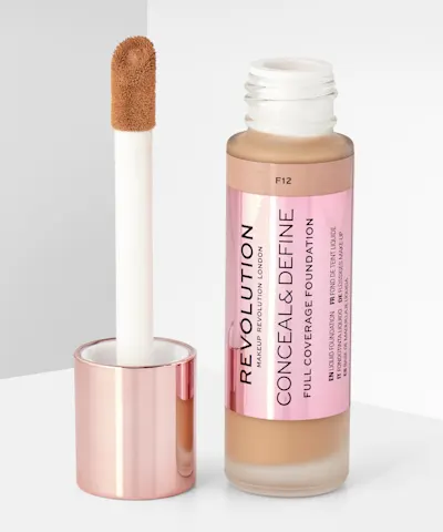 Makeup Revolution - Conceal & Define Foundation