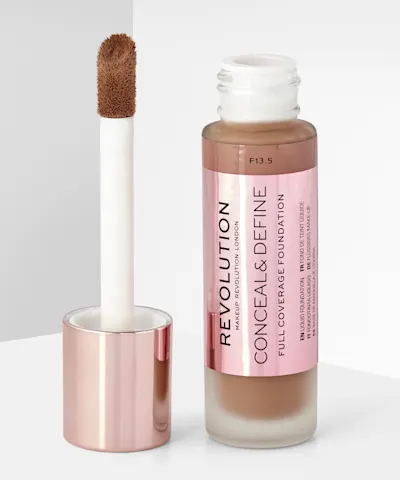 Makeup Revolution - Conceal & Define Foundation